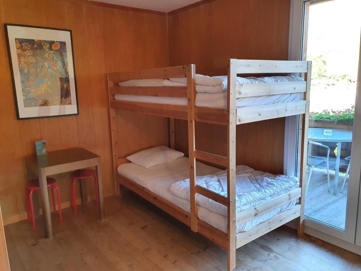 Albergue Lake Lodge Hostel Iseltwald