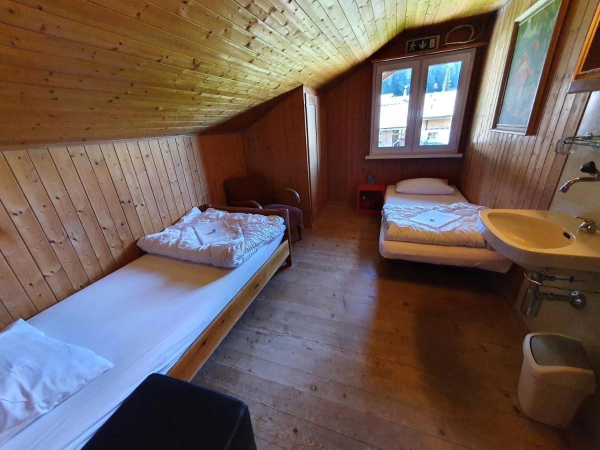Lake Lodge Hostel Hostel Iseltwald