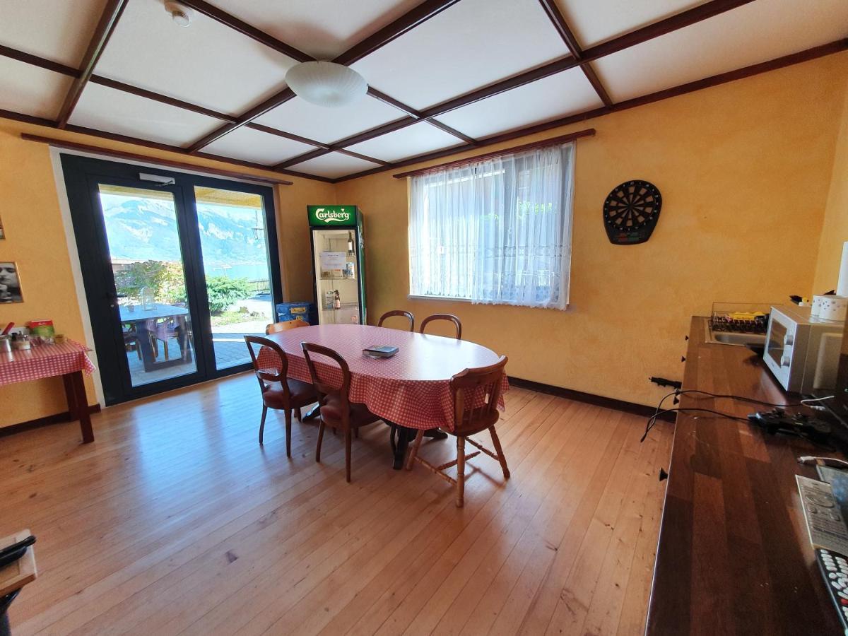 छात्रावास Lake Lodge Hostel Iseltwald